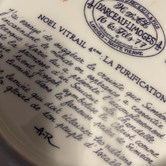 Set of 2 D’Arceau-Limoges NOEL VITRAIL ; La Purification & La Fuite en Egypte. - Picture 5 of 10